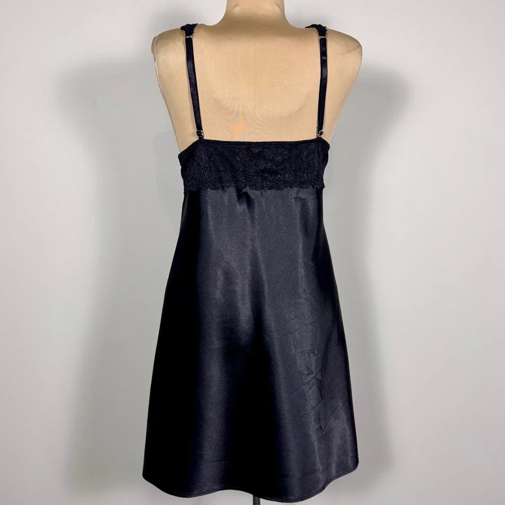 Jones New York black lace